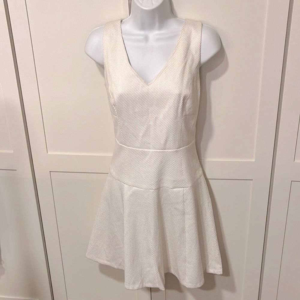 Trina Turk white dress. NWT 10